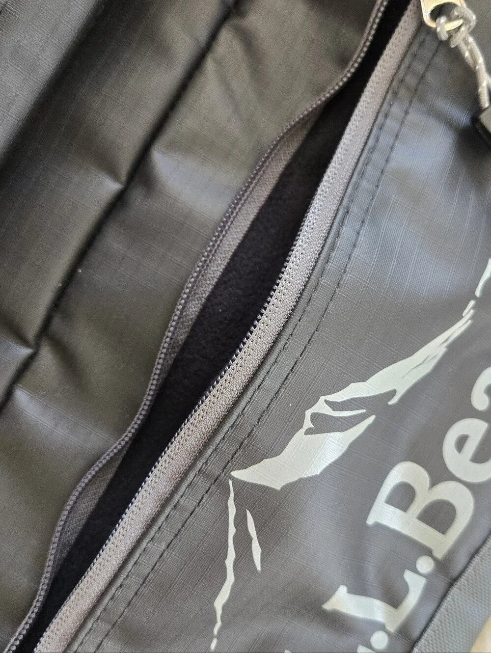 Like New L.L.Bean Adventure Pro Ski Bag